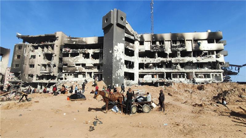 Israels Armee zieht sich aus Schifa-Krankenhaus zurück Das völlig zerstörte Schifa-Krankenhaus in Gaza-Stadt. Etwa zwei Wochen nach Beginn des Militäreinsatzes im Schifa-Krankenhaus hat die israelische Armee sich wieder zurückgezogen.