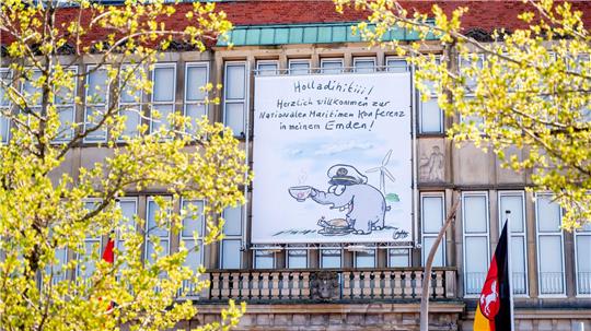 Das von Otto gezeichnete Banner soll später ins Ostfriesische Landesmuseum kommen. 