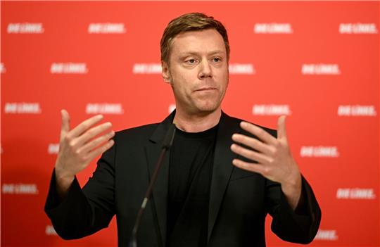 Daseinsvorsorge gehöre in die öffentliche Hand, sagt der Linken-Co-Vorsitzende Martin Schirdewan.