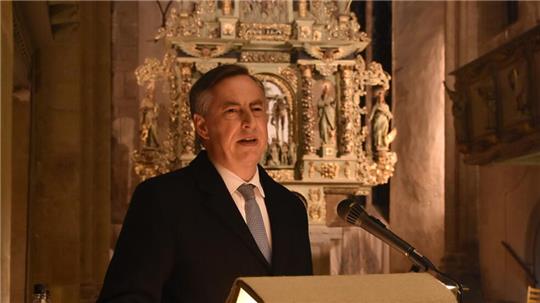 David McAllister in der Frankenberger Kirche.