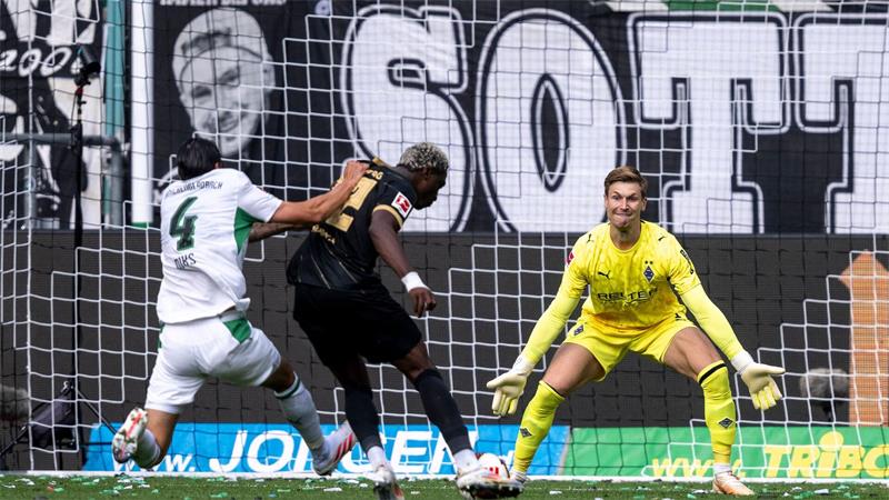 Elversberg besiegt nach Riesen-Comeback auch Gladbach David Mokwa mit dem zwischenzeitlichen Treffer zum 1:1.