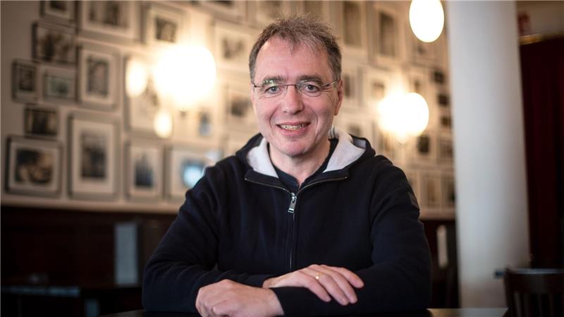 Neuer Safier-Roman: Topspion Laschet rettet die Welt David Safier hat mit seinen „Miss Merkel“-Krimis Bestseller geschrieben (Archivbild)