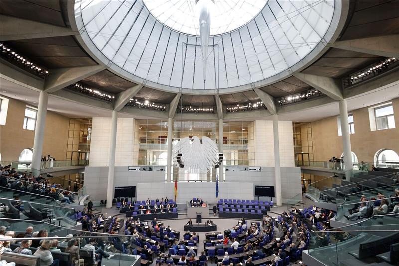 Forderung: Mehr Transparenz bei Abgeordneten-Nebeneinkünften Debatte bei der Sitzung des Deutschen Bundestages.