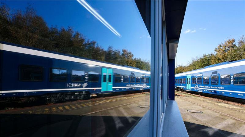 Bundestag macht Weg für Bahn-Neubaustrecken frei Dem Beschluss sind lange Vorplanungen der Deutschen Bahn vorausgegangen.