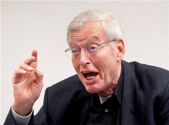 Dem ehemaligen Krupp-Vorstandsvorsitzenden Gerhard Cromme macht es Spaß, junge Menschen bei ihren Ideen zu unterstützen.