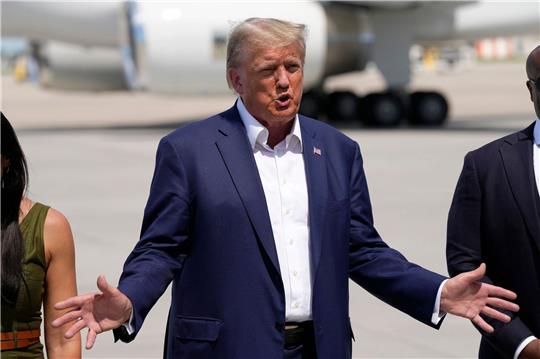 Dem ehemaligen US-Präsidenten Donald Trump droht eine vierte Anklage.
