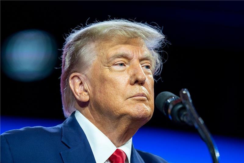 Dem ehemaligen US-Präsidenten Donald Trump könnte die Verschwörung gegen die US-Regierung zur Last gelegt werden.