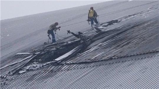 Dem ukrainischen Präsidenten Wolodymyr Selenskyj zufolge sind mehr als 500 Millionen Euro für die Reparatur des über einem Betonsarkophag für die Atomruine errichtete Stahlbogens nötig. (Archivbild)