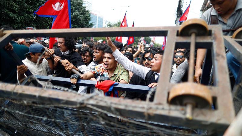 19 Tote bei Straßenprotesten gegen Regierung in Nepal Demonstranten protestierten gegen Korruption und die Abschaltung der sozialen Medien durch die Regierung Nepals.