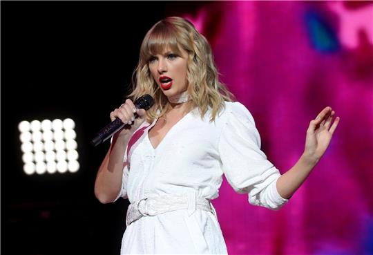 Den Konzertfilm von US-Sängerin Taylor Swift gibt es bald als Streaming-Version.
