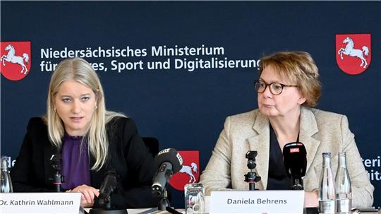 „Den Tätern tut es unheimlich weh, wenn das Luxusauto weg ist“: Niedersachsens Justizministerin Kathrin Wahlmann (SPD) zum Kampf gegen Organisierte Kriminalität. 