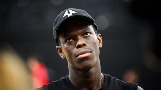 Dennis Schröder weiß nicht, ob er bei Olympia 2028 noch am Ball sein wird.