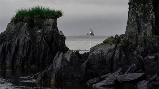 Der 15-Jährige harrte tageland auf dem gekenterten Fischerboot aus, bis er gerettet wurde. (Symbolbild)