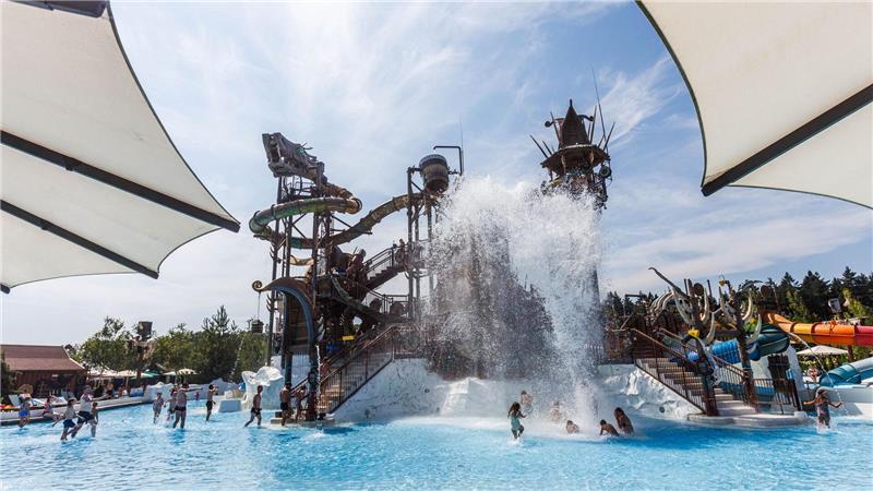 Missbrauchsfall bei Freizeitbad - Verdächtiger in Haft Der 31-jährige Verdächtige soll am 9. August in das Erlebnisbad gekommen sein. (Archivbild)