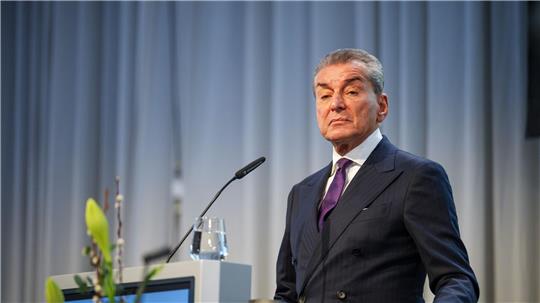 Der 69 Jahre alte Publizist Michel Friedman wird als Redner bei einer Gedenkstunde des niedersächsischen Landtags erwartet. (Archivbild)