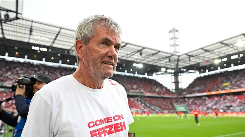 Der 71 Jahre alte Funkel liebäugelt mit noch einer Bundesliga-Saison als Trainer.