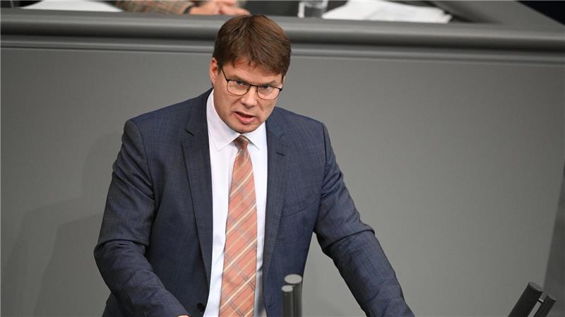 Der AfD-Abgeordnete Steffen Kotré war auch schon in der Talkshow von Moskaus TV-Propagandist Solowjow zugeschaltet. (Archivbild)