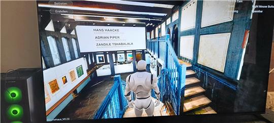Der Anfang ist gemacht: Die Ausstellung von Hans Haacke, Kaiserringträger des Jahres 2020, und Zandile Tshabalala, Kaiserringstipendiatin des Jahres 2021, sind digitalisiert und können räumlich nacherlebt werden. Ob das 3D-Archiv von hier an lückenlos wird, hängt an der weiteren Finanzierung und am Einverständnis der Künstler. Fotos: Kempfer