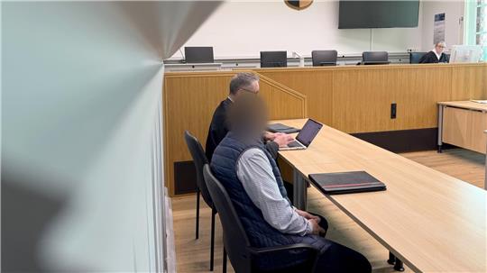 Der Angeklagte fuhr im Sommer 2024 einen damals 13-jährigen Schüler an. (Archivbild)