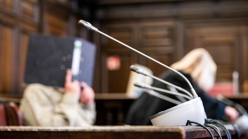 Weiterer Prozess um Umsturzplan von „Reichsbürgern“ Der Angeklagte im Hanseatischen Oberlandesgericht.