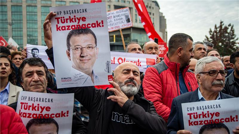 Der Anstieg der Abschiebungen in die Türkei ist aus Sicht der Linksfraktion besonders kritikwürdig. (Archivbild)