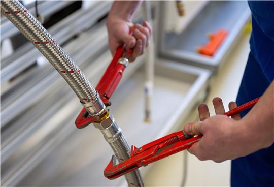 Der Arbeits- und Fachkräftemangel macht Mittelständler besonders zu schaffen.