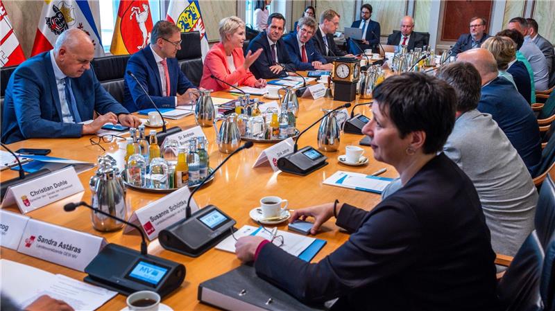 Der Ausbau der Windkraft-Nutzung auf See war zentrales Thema beim Treffen der norddeutschen Regierungschefs in Schwerin.  