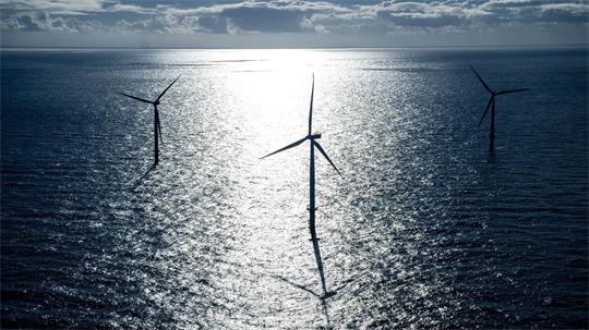 Der Ausbau von Windparks auf See stockt.