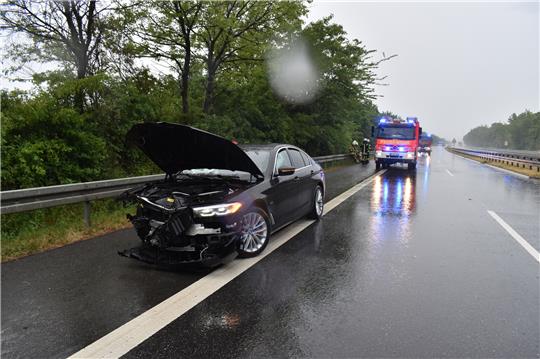 Der BMW wurde durch den Aufprall beschädigt. Foto: Polizeiinspektion Goslar