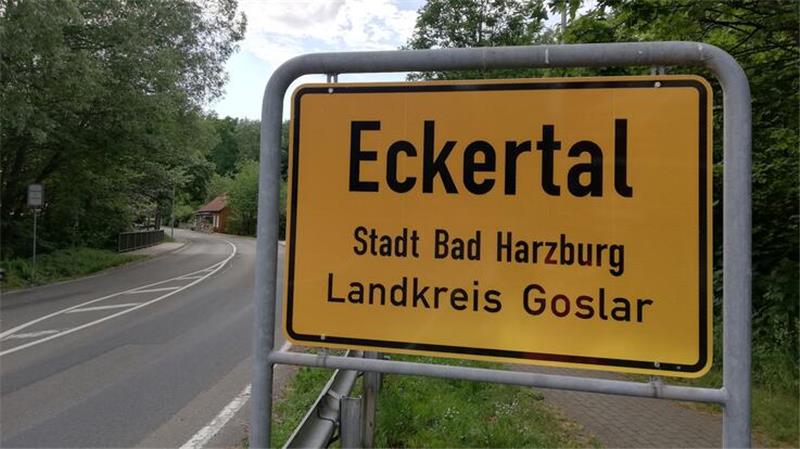 Fast die Hälfte der Eckertaler entschieden sich für Briefwahl Der Bad Harzburger Ortsteil Eckertal hatte dieses Jahr erstmals kein eigenes Wahllokal, die Einwohner mussten ins Wahllokal ins benachbarte Bettingerode fahren.