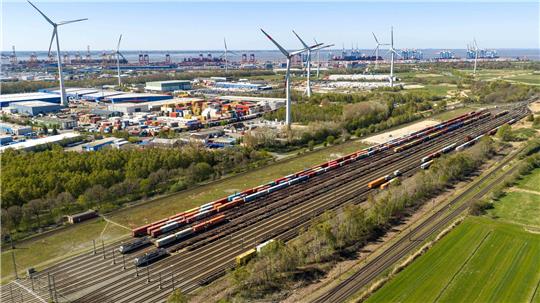 Der Bahnhof soll um sieben zusätzliche Vorstellgleise erweitert werden.