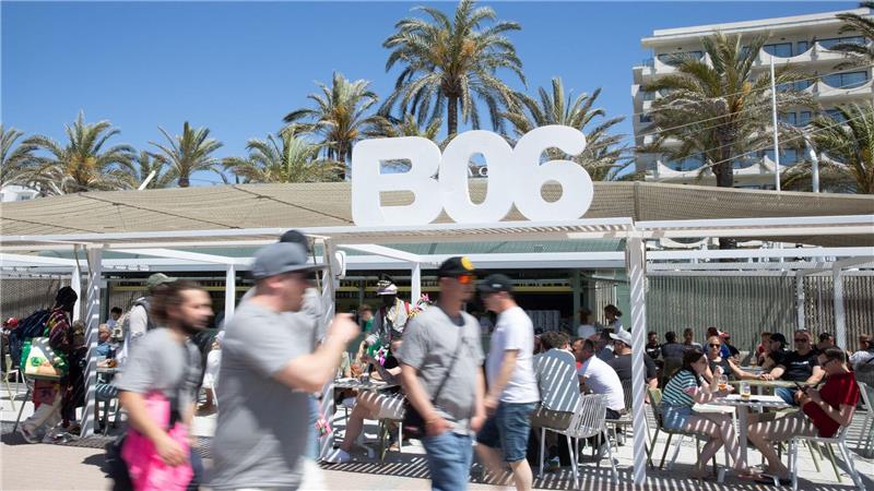 Der Ballermann soll lebenswerter werden - für Touristen und für Einheimische. (Archivfoto)