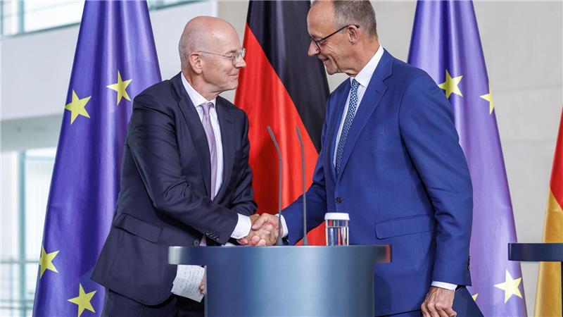 Der Banker Blessing soll im Auftrag des Kanzlers Investoren gewinnen.