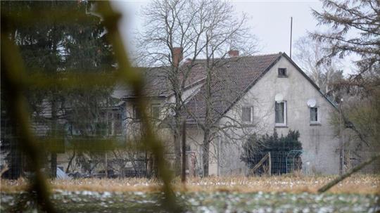 Der Bauernhof in Eschede im Jahr 2011 - damals gehörte er dem NPD-Politiker Joachim Nahtz.