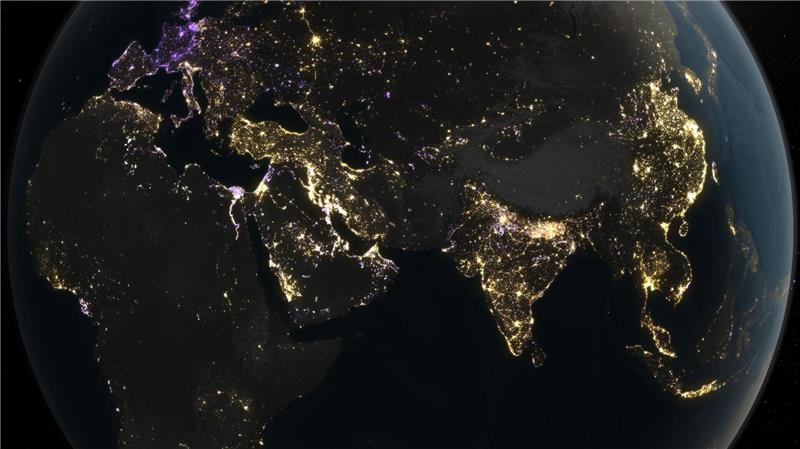 Der Blick auf die Erde zeigt die menschlichen Aktivitäten anhand der Emissionen von künstlichem Licht