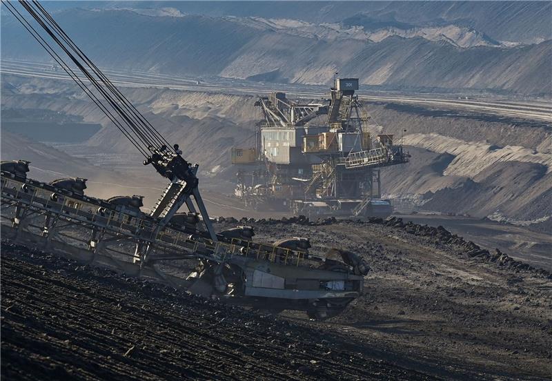 RWE: Braunkohle-Meiler könnten bis März 2025 laufen Der Braunkohletagebau Welzow-Süd der Lausitz Energie Bergbau AG (LEAG).