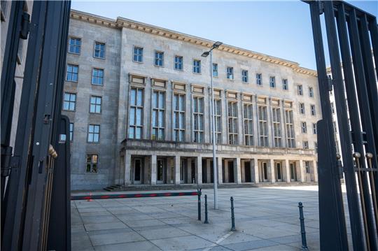 Der Bund baute kürzlich in einige Gebäude noch Öl- und Gasheizungen ein.