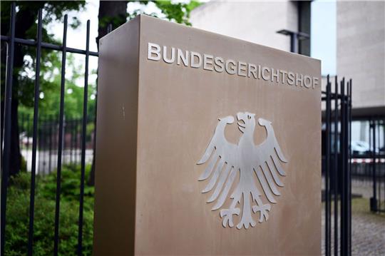 Der Bundesgerichtshof verkündet seine Entscheidung.