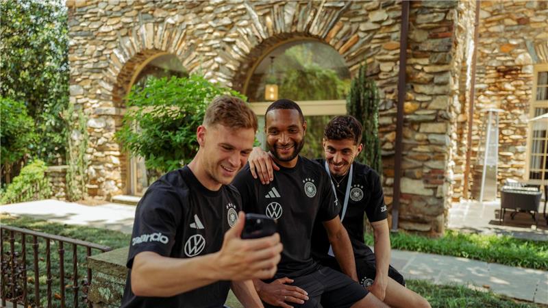 Kimmich ohne Kanzlernummer: „Kein intimes Gespräch“ Der Bundeskanzler wünschte den DFB-Spielern Glück für die WM. (Archivbild)