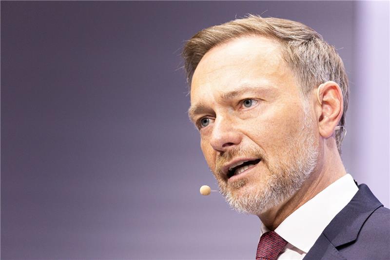 Lindner schickt Sparvorgaben an Ministerien Der Bundesminister der Finanzen: Christian Lindner.