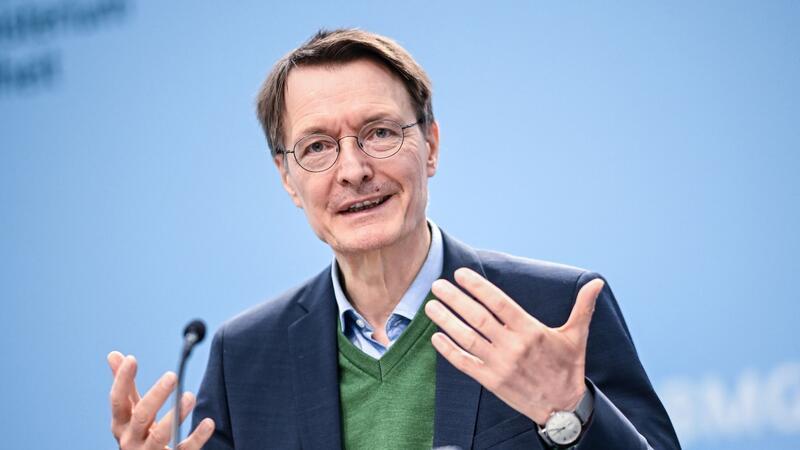 Lauterbach will bessere Bedingungen für Hausärzte Der Bundesminister für Gesundheit und SPD-Politiker: Karl Lauterbach.