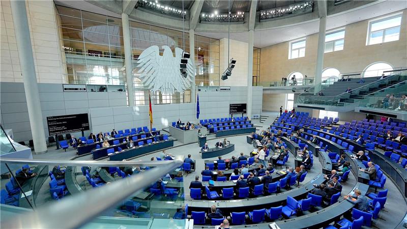 Neustart oder Kostenfalle? Debatte um neues Heizgesetz Der Bundestag debattierte zum ersten Mal über die Reform, die umstritten ist.