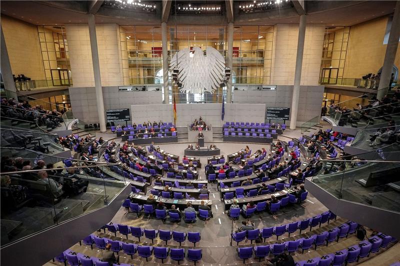Der Bundestag hat das Rückführungsverbesserungsgesetz verabschiedet.