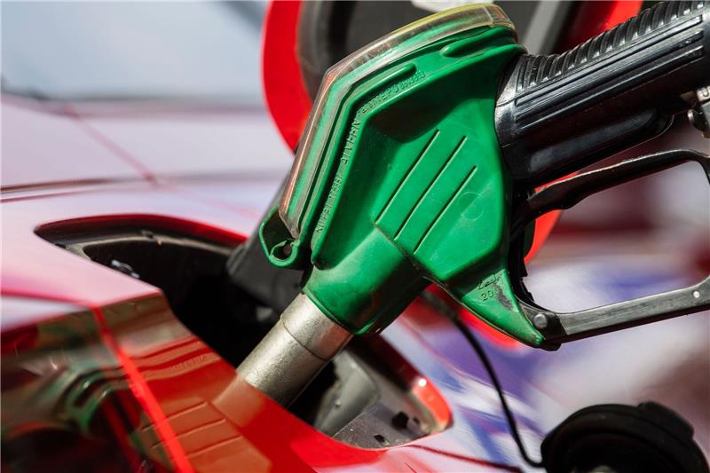 Bundestag beschließt höheren CO2-Preis ab 2024 Der Bundestag hat den CO2-Preis angehoben, der auf Sprit, Gas und Heizöl anfällt.