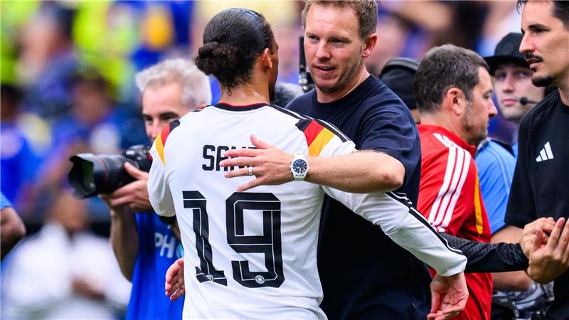 Ewige Debatte um Sané: Was spricht für und was gegen ihn? Der Bundestrainer hat Sané in dieser Saison schon öffentlich kritisiert.