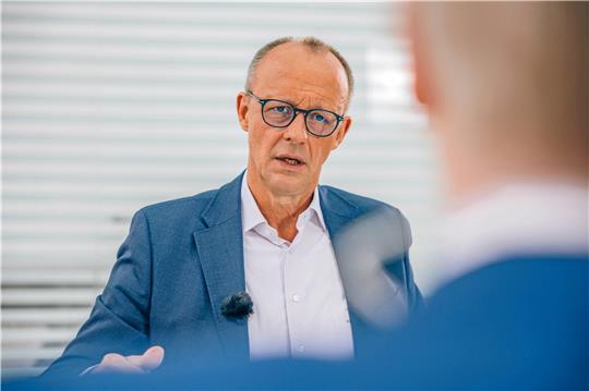 Der CDU-Vorsitzende Friedrich Merz am Sonntag während seines umstrittenen ZDF-Interviews.  Foto: dpa