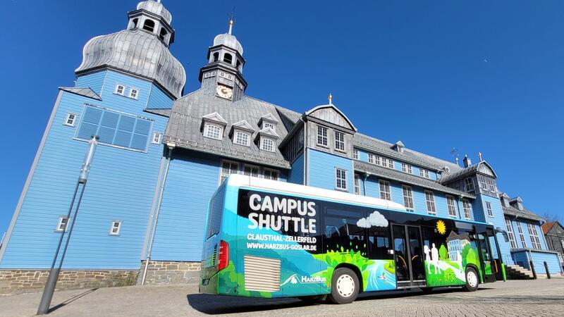 Der Campus-Shuttle fährt seit Montag durch die Stadt.