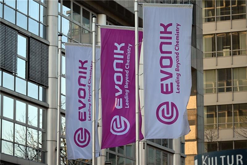 Chemiekonzern Evonik will weltweit 2000 Stellen abbauen Der Chemiekonzern Evonik will Kosten senken.