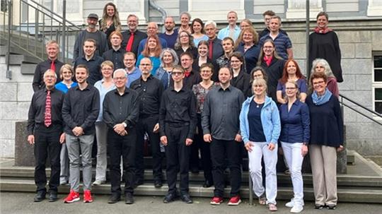 Der Chor und die Big Band der TU Clausthal feiern gemeinsam das Semester-Ende.