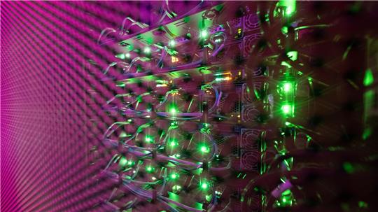 Der Datenbedarf im Digitalzeitalter steigt und steigt, daher werden Rechenzentren immer wichtiger. (Symbolbild)